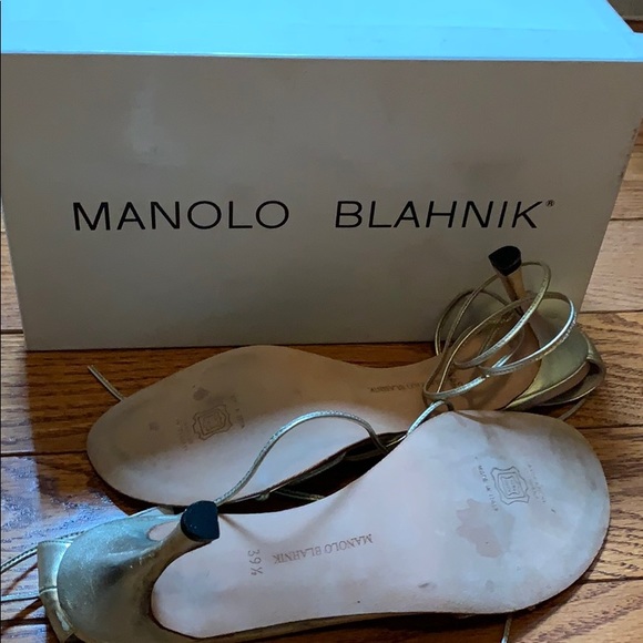 Classic Manolo Blahnik Sernesi Strappy Sandal - Picture 6 of 12